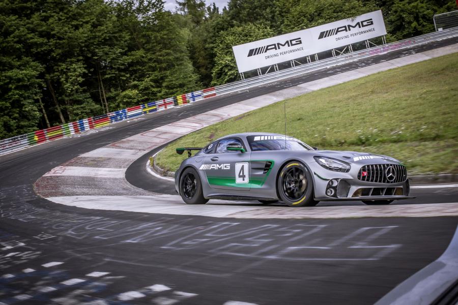  Mercedes-AMG GT4 (C190) 2017 года  (фото 15 из 43)